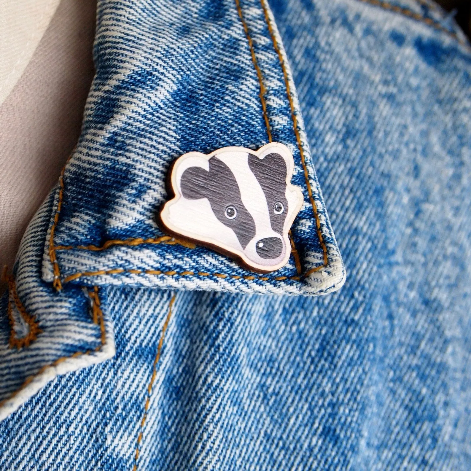 Badger wooden pin badge