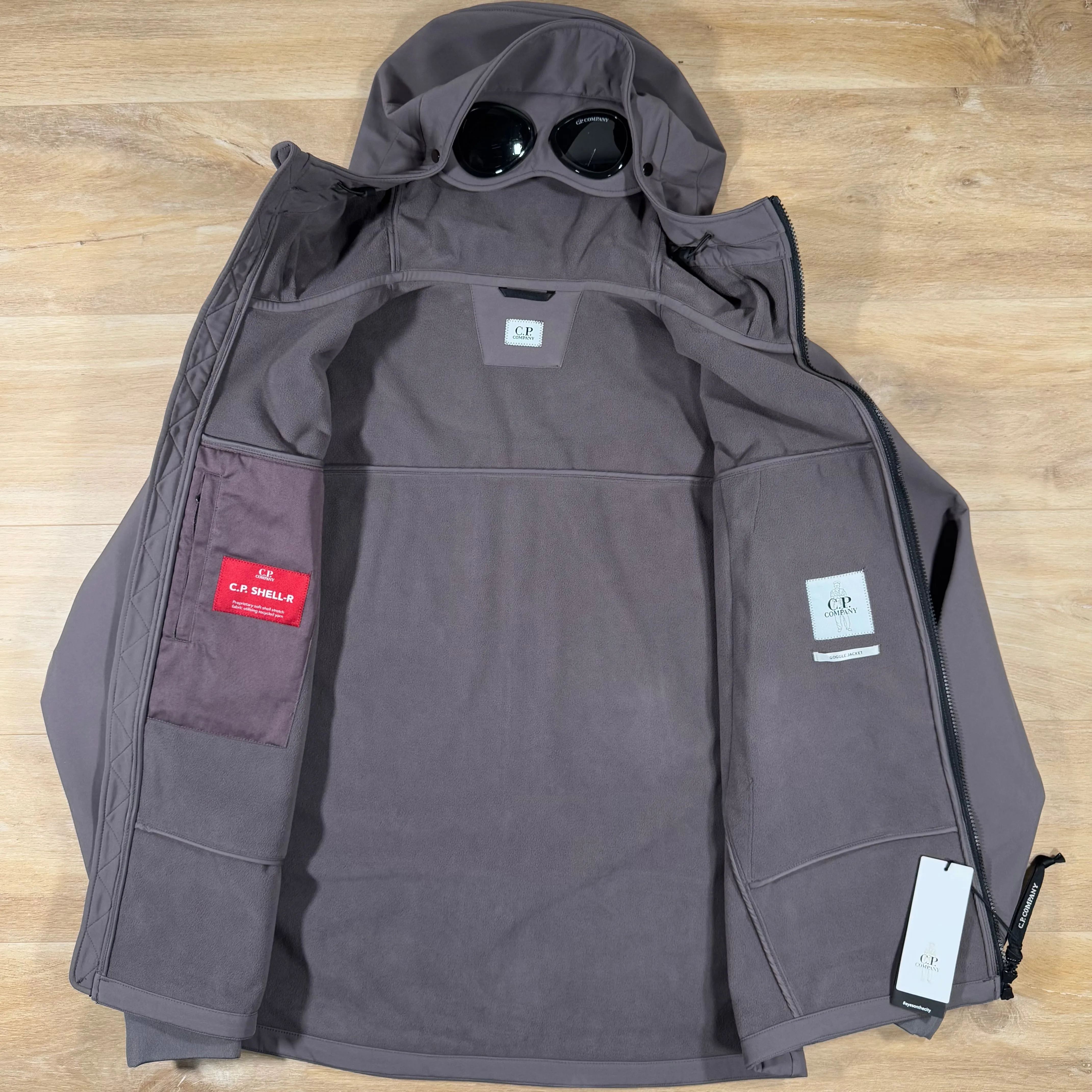 C.P. Company Shell-R Goggle Jacket in Violet