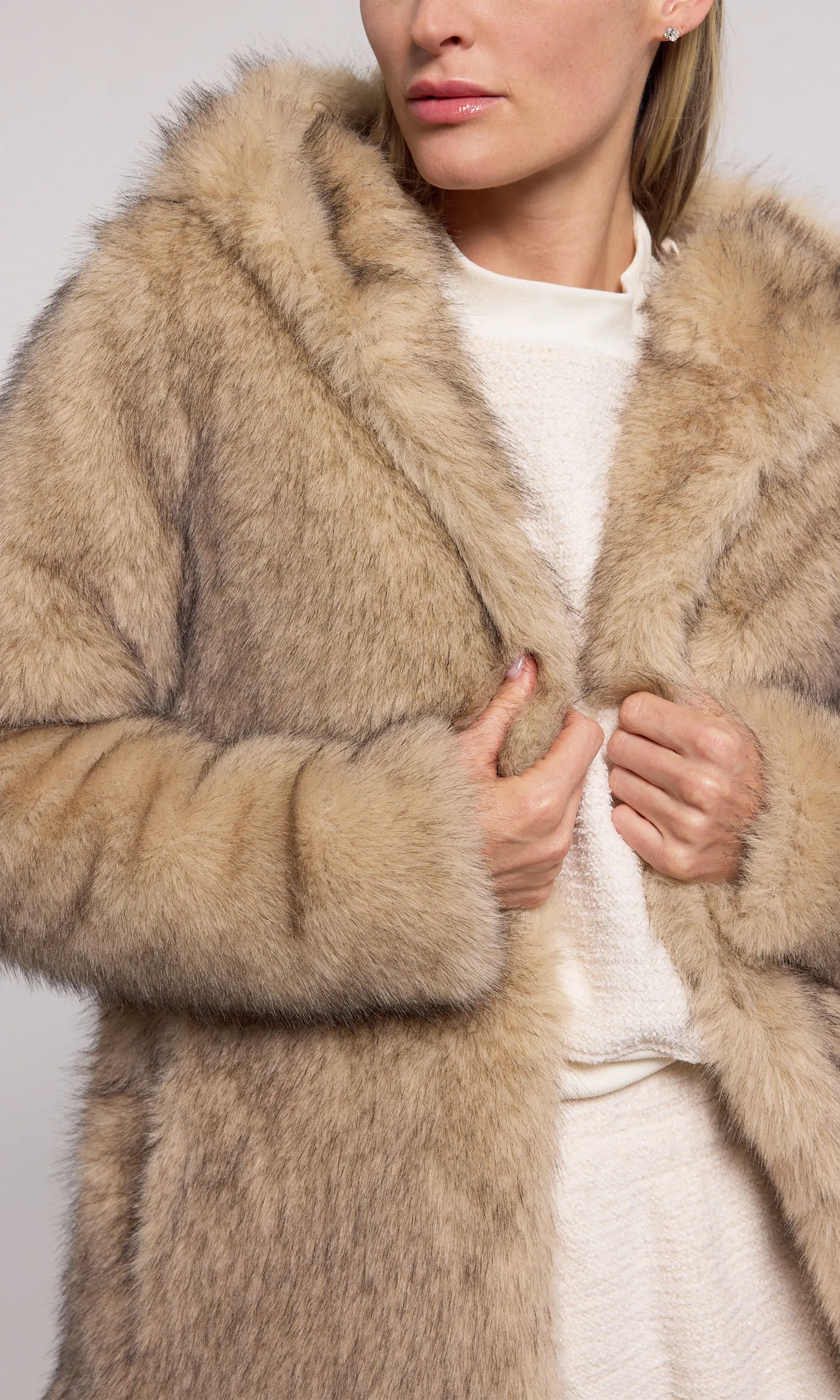 Della Faux Fur Hood Jacket
